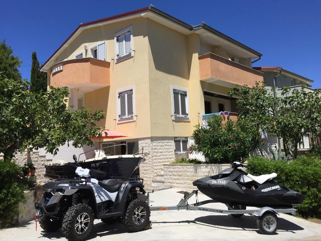 Apartments Prahovic Ždrelac Kültér fotó
